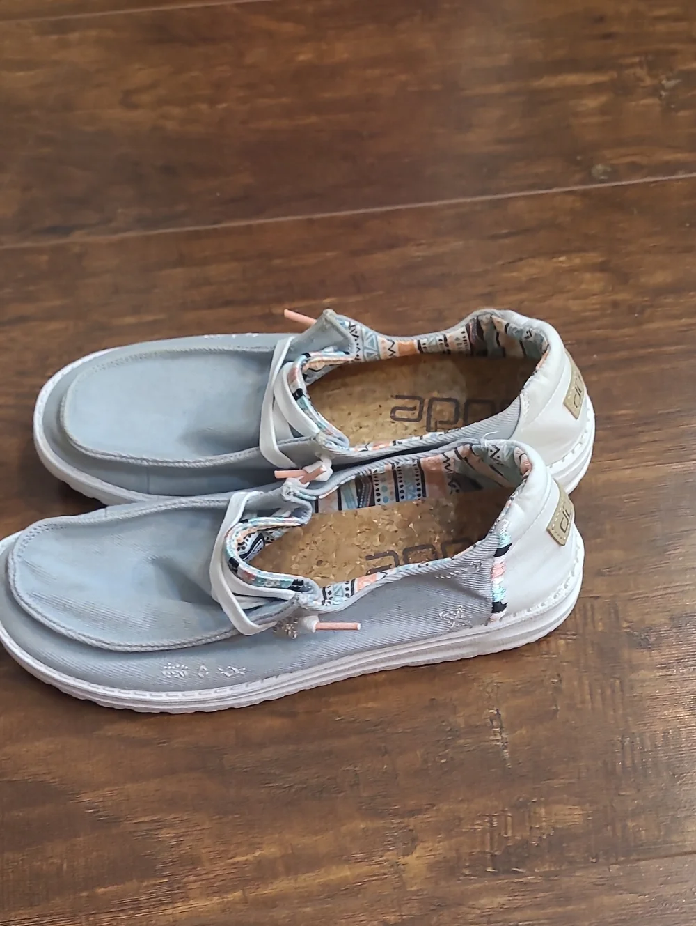 Hey Dude Men's Light Gray Canvas Slip-On Loafers with Patterned Lining Size 9